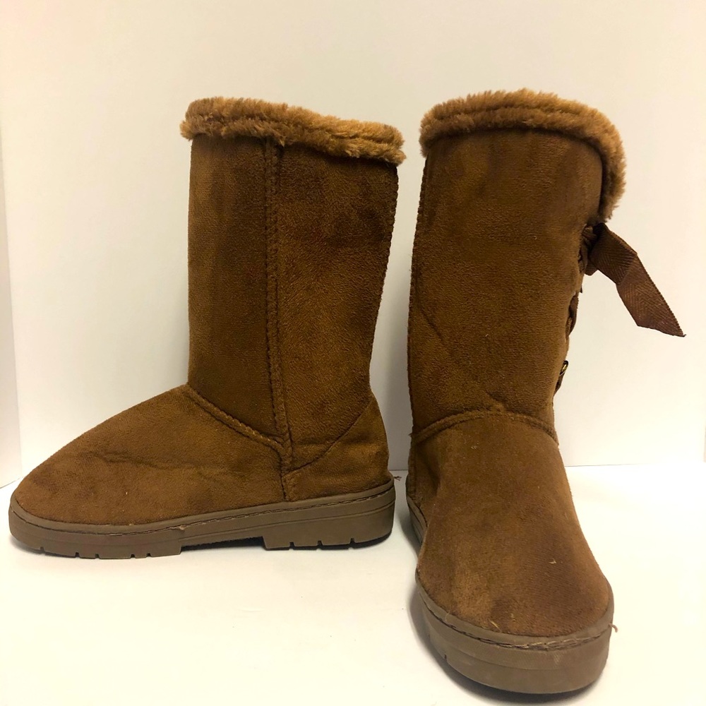 Women’s slip on boots